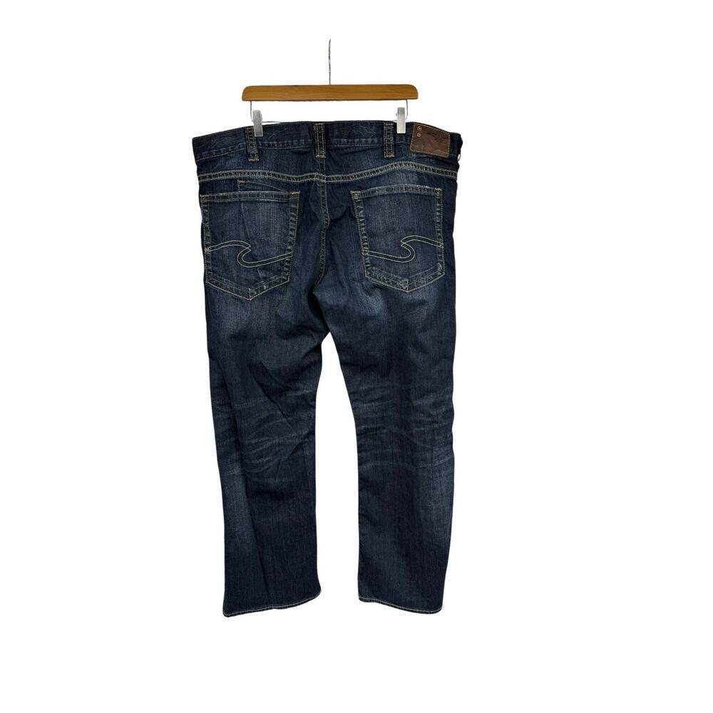 Silver Jeans Zac Relaxed Fit Dark Wash Thick Stitch Denim Size 42X30